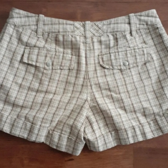 Ann Taylor Loft Khaki Plaid Shorts Size 6 - Picture 4 of 6